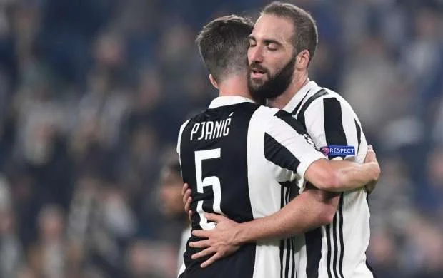 "Yuventus" bu futbolçularla yolları ayırmağa hazırlaşır - SİYAHI 
