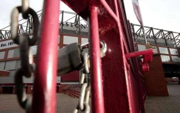 "Transfer pəncərəsi" təxirə salınacaq, müqavilələr avtomatik yenilənəcək 