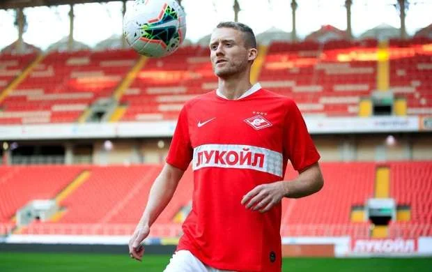Alman futbolçu "Beşiktaş"da oynamaq istəmir 