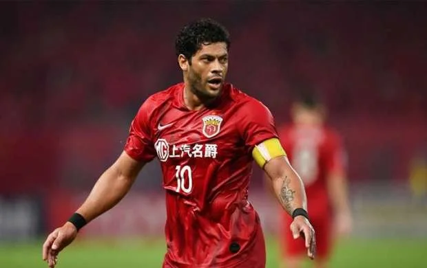 Daha bir dünya ulduzu "Qalatasaray" yolunda 