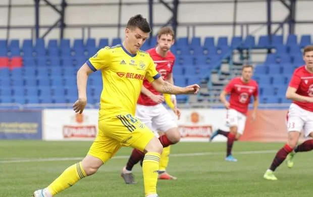 BELARUS ÇEMPİONATI: BATE evdə büdrədi, "Minsk" uduzdu 