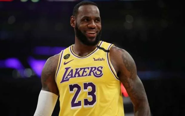 Lebron Ceymsin son 5 mövsümdəki ən yaxşı hərəkətləri - VİDEO 