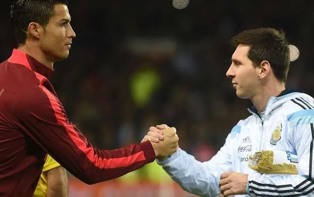 Messi son 25 ilin ən yaxşı futbolçusudu - Ronaldu ondan geri qaldı 