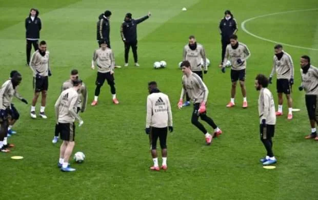 "Real" məşqləri bərpa edir 
