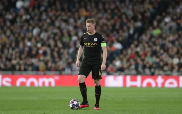 De Bröyne Ronaldu ilə birlikdə oynamağı xəyal edir 