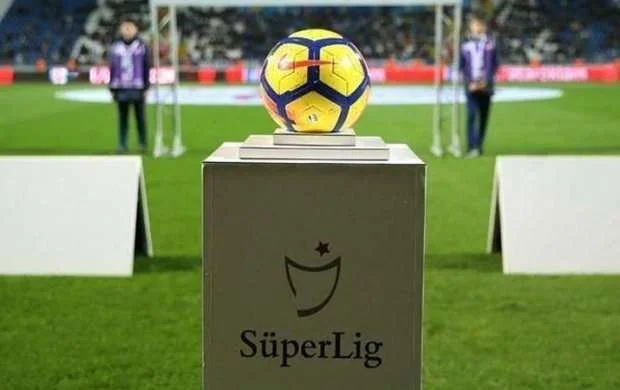 Türkiyə Super Liqası bu tarixdə bərpa oluna bilər 