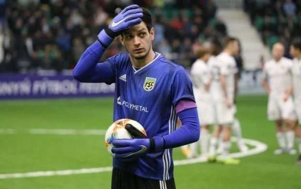 Emil Balayev yenidən Qazaxıstan çempionatında? 