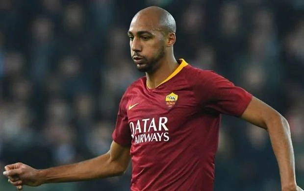 Nzonzi "Roma"ya qayıtmayacaq 