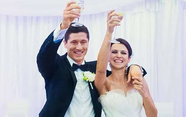 Levandovski ikinci dəfə ata oldu - FOTO 