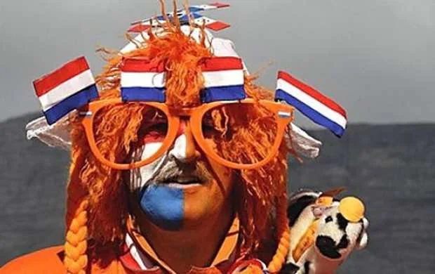 Vaksin tapılana qədər azarkeşlər stadionlara buraxılmaya bilər 