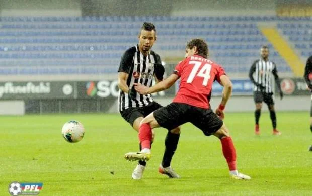 "Neftçi"nin vingeri Küveyt yolunda 