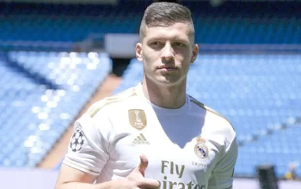 "Real"ın hücumçusunun ayağı sındı 