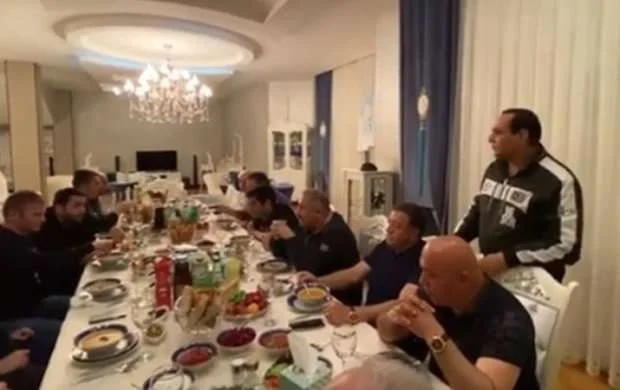 Azərbaycanlı idmançı məşhurlarla karantini pozdu - VİDEO 