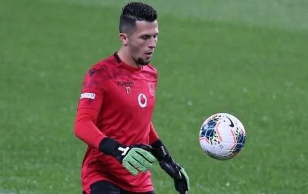 "Qarabağ" millinin qapıçısına təklif göndərdi - RƏSMİ 