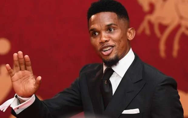 "Ən yaxşı hücum triosu - Messi, Ronaldinyo və Ronaldo" 