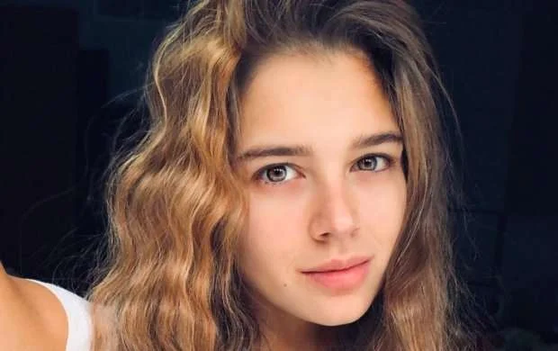 Cazibədar idmançı qonşularına şou göstərdi - FOTO 