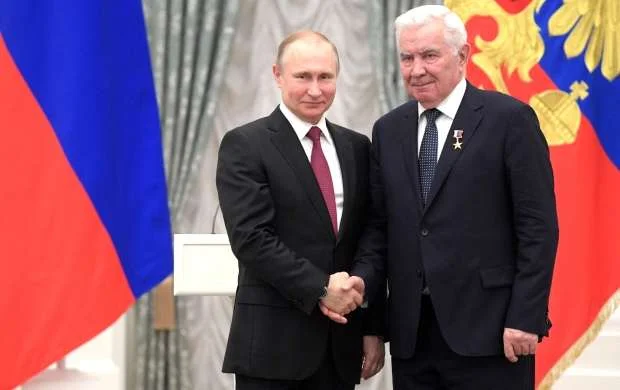 Rus çalışdırıcı dünya rekordunu yenilədiyini açıqladı 