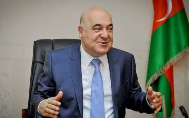 Vladimir Putin Çingiz Abdullayevlə bağlı fərman imzaladı 