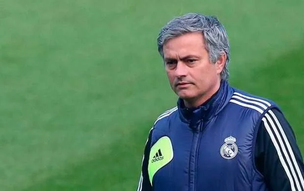"Real"a üç dəfə "yox" demək olmaz" - Mourinyu 