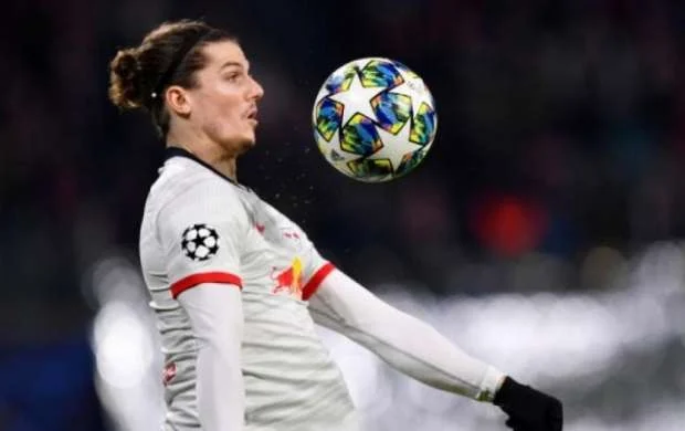 Tanınmış futbolçunun koronavirusa yoluxduğu ortaya çıxdı - Klubu gizlədib 