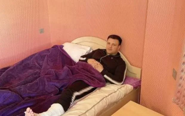 Bakıda qadın sürücü dünya çempionu olan polisi xəstəxanalıq etdi - FOTO 