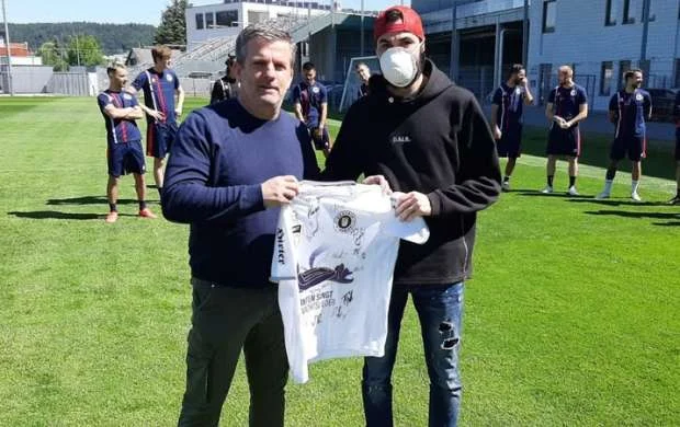 Avstriya klubu millimizin futbolçusu ilə yollarını ayırdı 