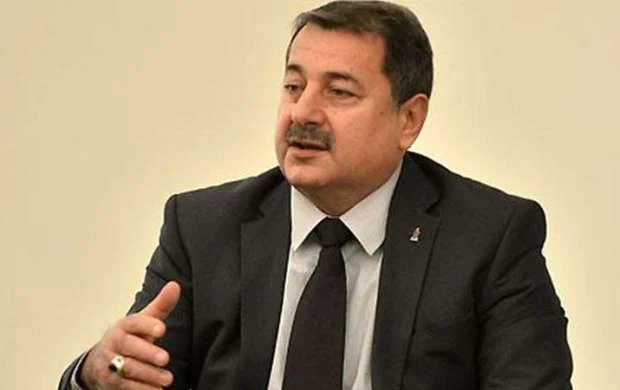 AFFA-nın vitse-prezidenti: “Premyer Liqa bərpa olunmalıdı" 