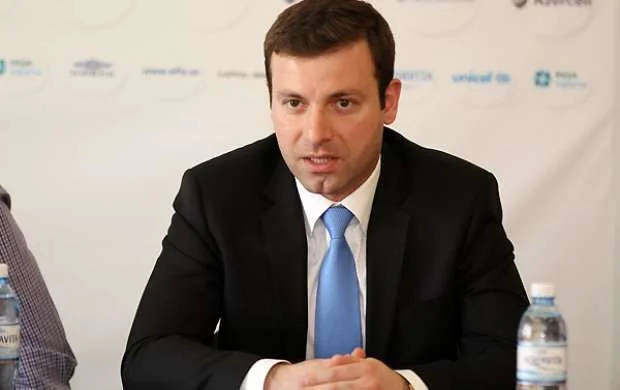 Özbaşınalıq və iqtisadi sabotaj 