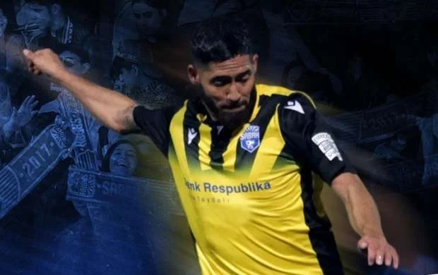 Bakı klubu futbolçusu ilə müqaviləni yenilədi 