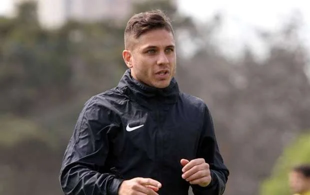 Ən ödənişli futbolçulardan biri "Neftçi"dən gedir 