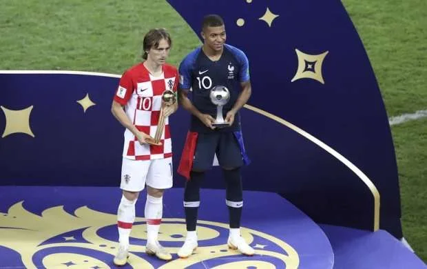 Modriç: "Mbappe Fransadan ayrılmalıdı" 