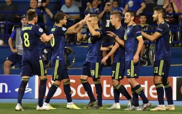 "Dinamo" vaxtından əvvəl çempion oldu 
