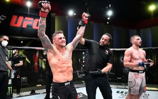 UFC Veqas 4: Huker Porye ilə bacarmadı 