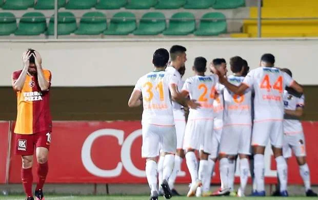 "Qalatasaray"ın məğlubiyyəti - VİDEO 