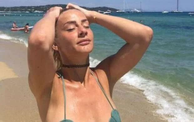 "Klub prezidenti cinsi əlaqədə olmaq üçün məni transfer etdi” 