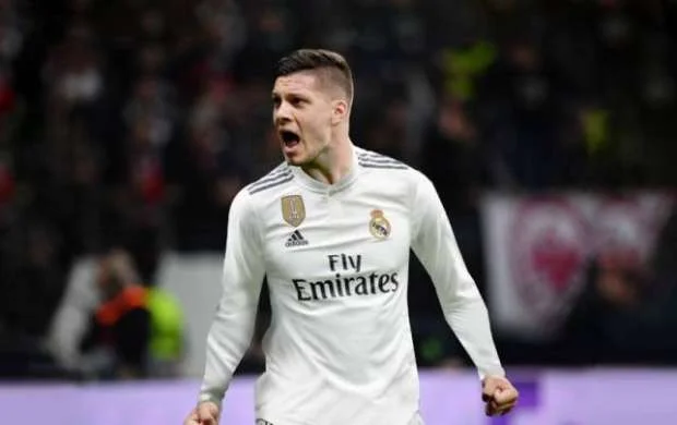 "Real"ın futbolçusu İngiltərə yolunda 