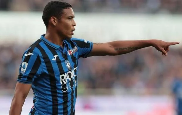 "Atalanta"nın forvardı hovuzda zədə aldı 