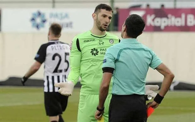 "Sumqayıt" 2 futbolçusu ilə müqaviləni yenilədi 