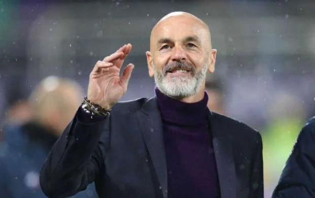 "Milan" baş məşqçisi ilə bağlı qərarını verdi - RƏSMİ 