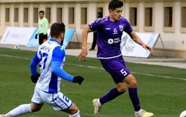 “Sumqayıt” futbolçusu ilə müqaviləni uzatdı 