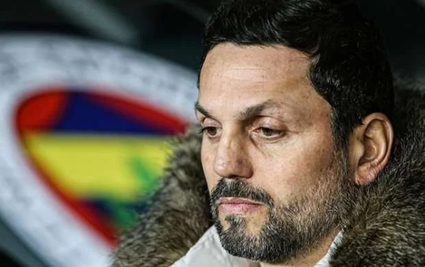"Fənərbağça"da sürpriz baş məşqçi 