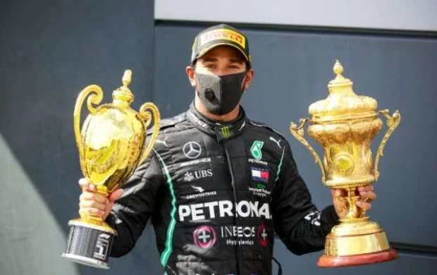 Formula 1: Hemilton Britaniya Qran-prisinin qalibi oldu 