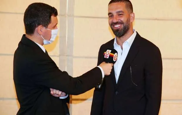 "Qalatasaray"a geri dönən Arda Turan: "Çox xoşbəxtəm" 
