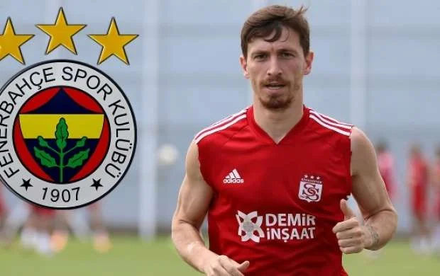 "Fənərbağça"dan yeni transfer - 4 illik müqavilə imzalandı 