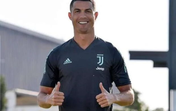Ronaldu yeni imicdə - FOTO 