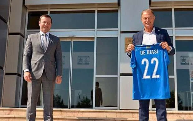 “Elxan Məmmədovla Parisdə tanış olmuşduq” - Canni De Byazi 