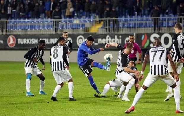 Azərbaycan Premyer Liqası: "Neftçi" və "Qarabağ"dan şərikli rekord 