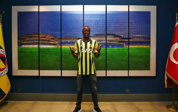 "Fənərbağça"dan yeni transfer - RƏSMİ 