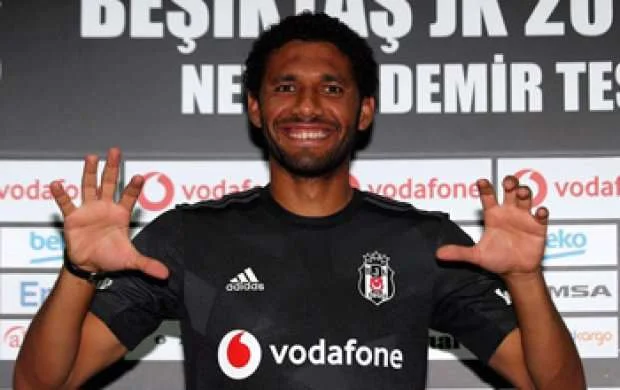 "Beşiktaş"ın əcnəbisi getdi - ÖZÜ DEDİ 