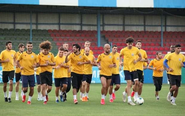 "Sabah"ın futbolçusu: "Qarabağ"la oyuna qələbə üçün çıxacağıq" 